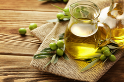 5 Reasons To Add Olive Oil To Your Diet